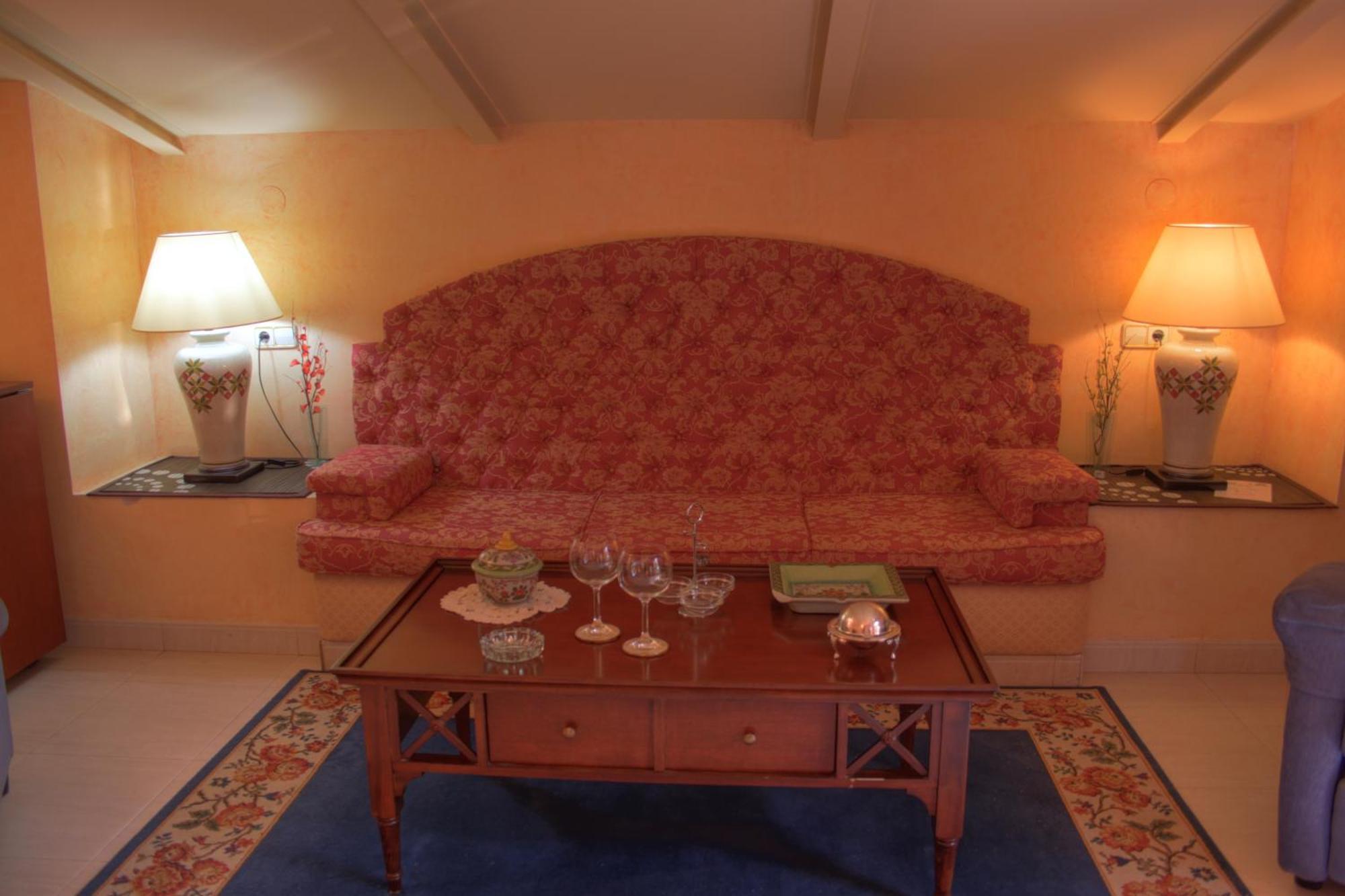 Hotel Avenida Beas de Segura エクステリア 写真