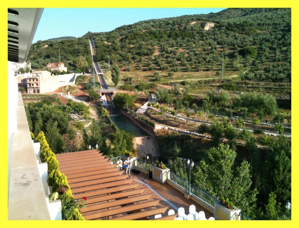 Hotel Avenida Beas de Segura エクステリア 写真